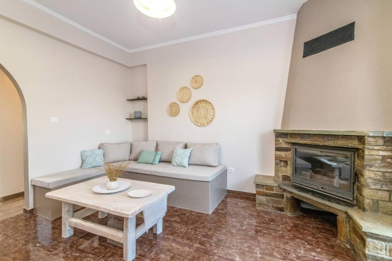 Θἔρως Apartman Tínos Kültér fotó