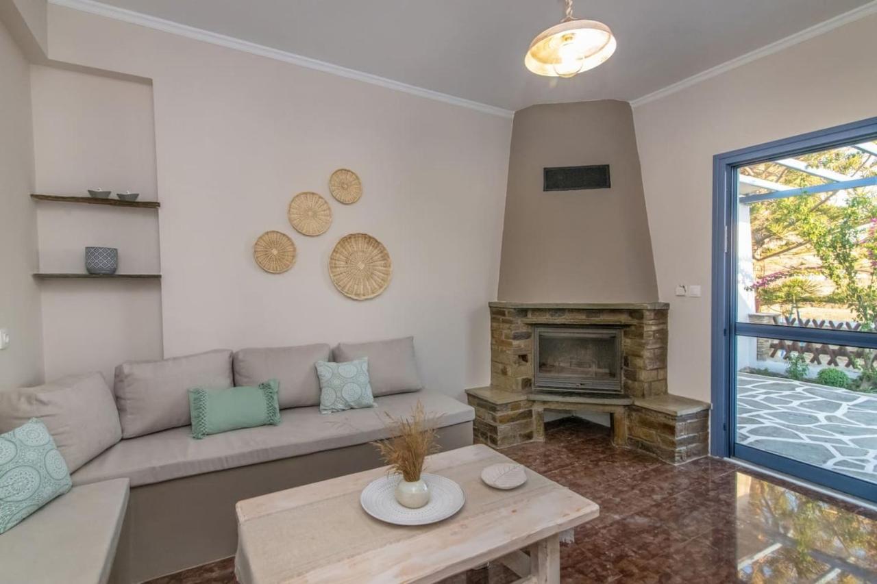 Θἔρως Apartman Tínos Kültér fotó